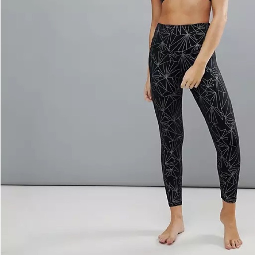 Onzie Reflective Print Hi-Rise Leggings
